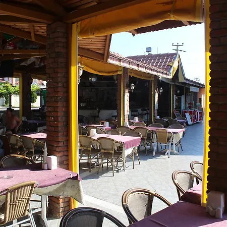 Club Sun Village 公寓式酒店 伊丘美勒
