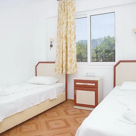 Club Sun Village 3* イチュメレール