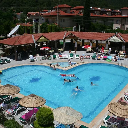 Club Sun Village アパートホテル