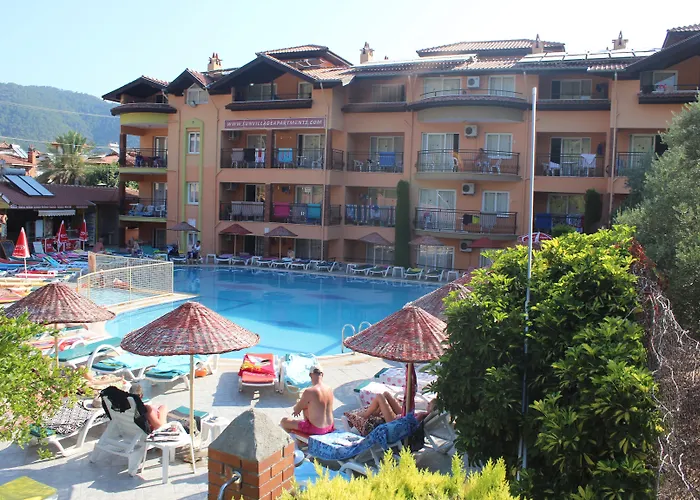 Aparthotel Club Sun Village 3*