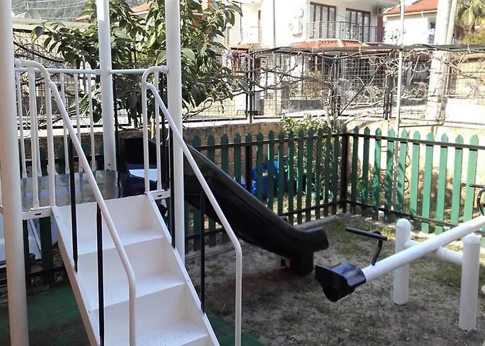 Aparthotel Club Sun Village 3*